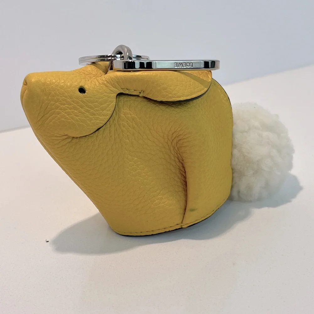 ⭐️SOLD⭐️LOEWE 🐇 BUNNY COIN POUCH BAG CHARM - Picture 2 of 6
